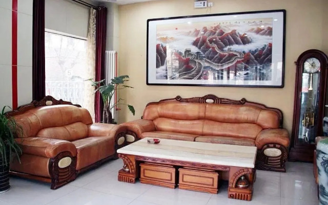 XinYuHaoHotel（formerlyOrientalPearlHotel）