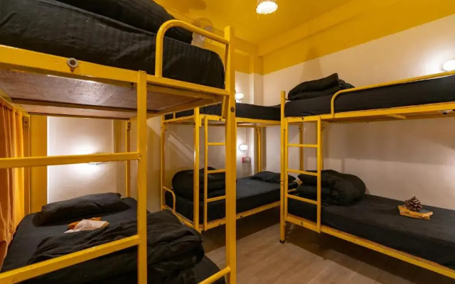 Jungle Hostel Kasol by Whoopers