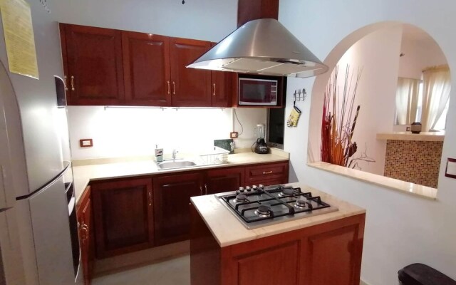 Les Alizes 50mt from the beach by Alex