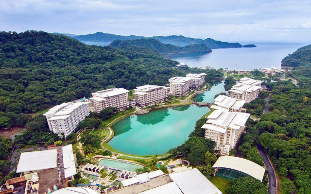 Pico Sands Hotel