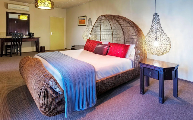 Protea Hotel by Marriott Zambezi River Lodge