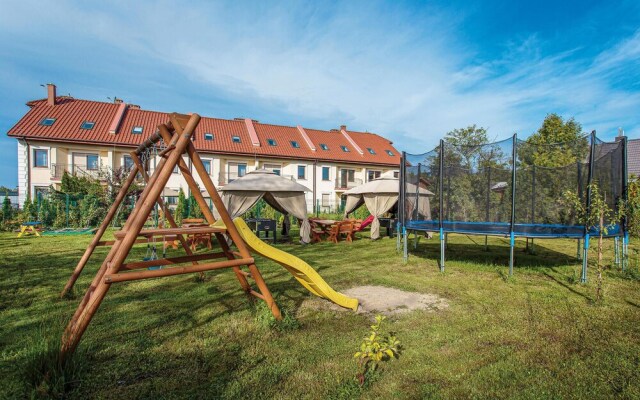 Awesome Home in Mielno With 5 Bedrooms and Wifi