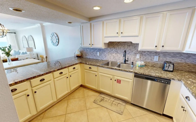 Beach House 301a 2 Bedroom Condo