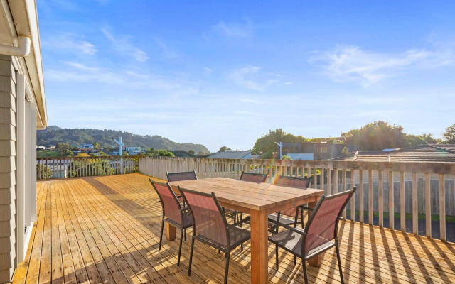 Waihi Beach Bliss - Waihi Beach Holiday Home