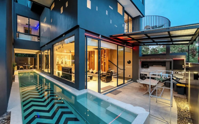 Beautiful Sea View Full Smart House 3BR