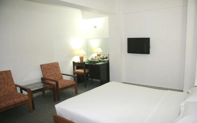 White House Hotel