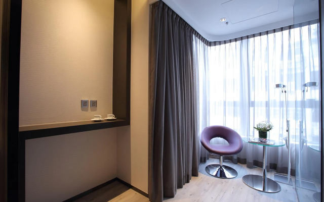 The Perkin Hotel