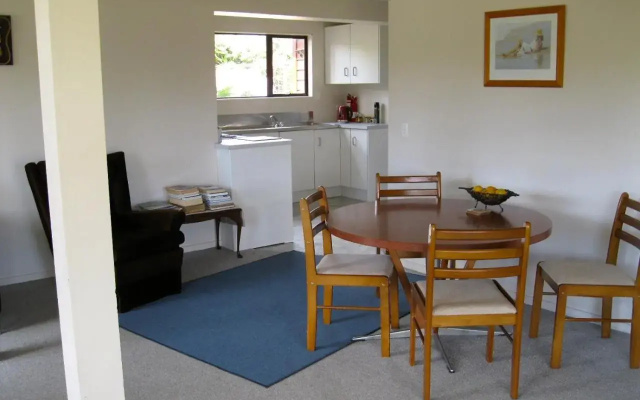 Cooks Beach Gem - Cooks Beach Holiday Unit