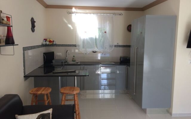 Grenadilla - Adults Only