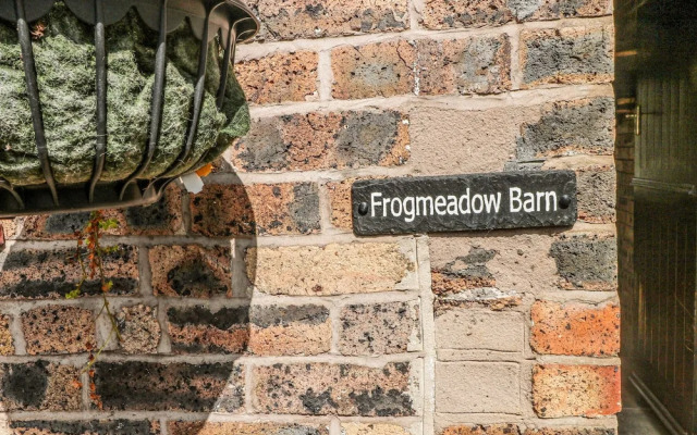 Frog Meadow Barn