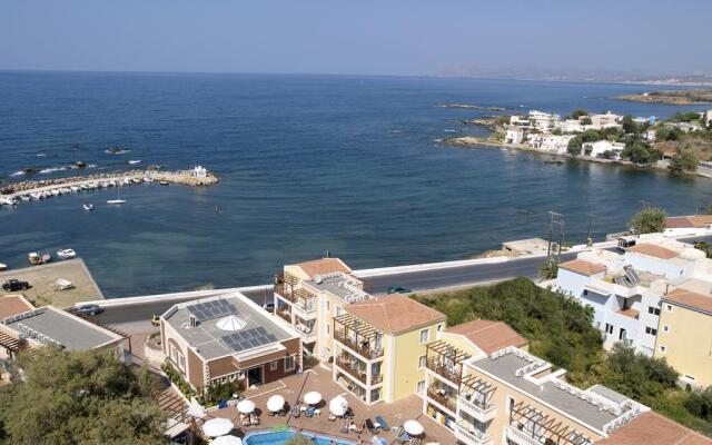 Porto Kalamaki Hotel