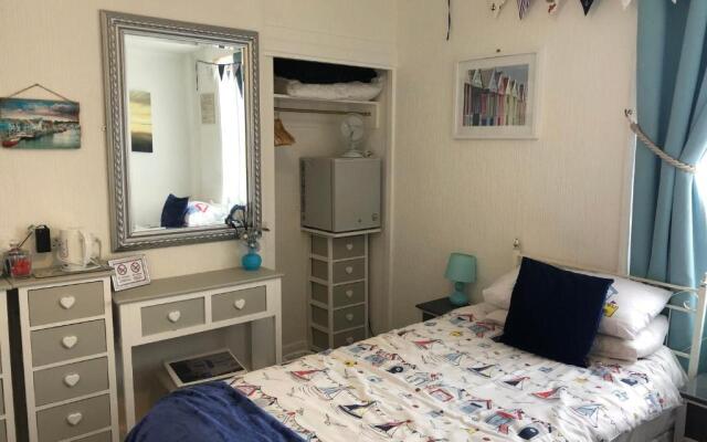 Beachcomber Guest House