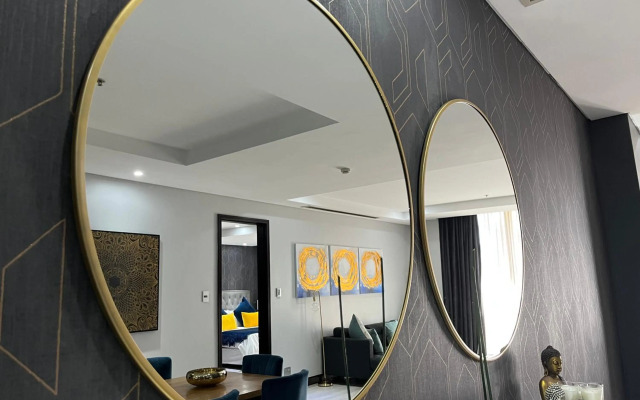 Luxury Apartment - Michelangelo Towers