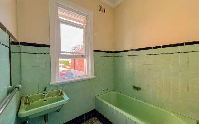 Commercial Hotel Bega