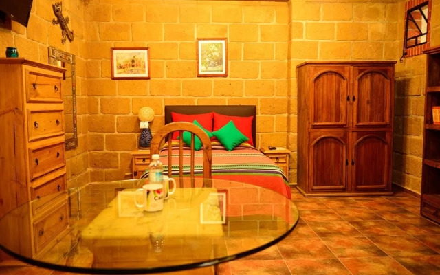 Mex Suites Casa Azul B&B
