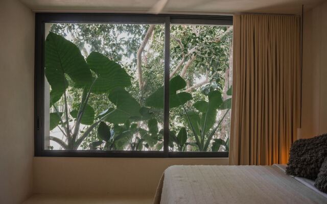 Eye Of Horus Tulum By Lockey