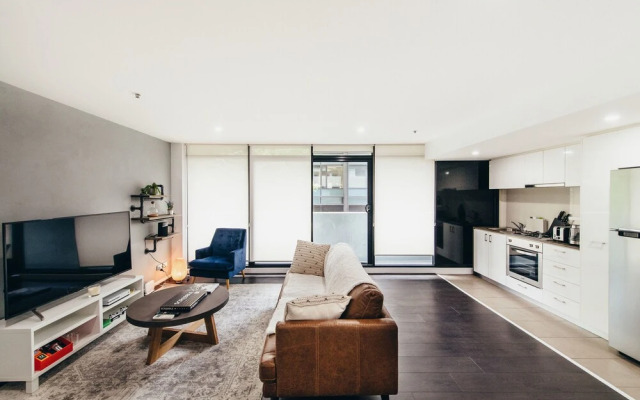 Rubi, 1BDR Melbourne Apartment