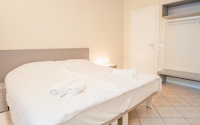 Sweet Lake Apartment - Italian Homing