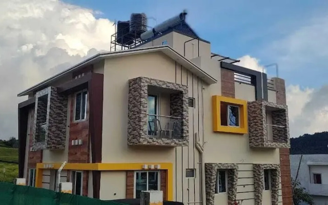 Rose garden enclave for families