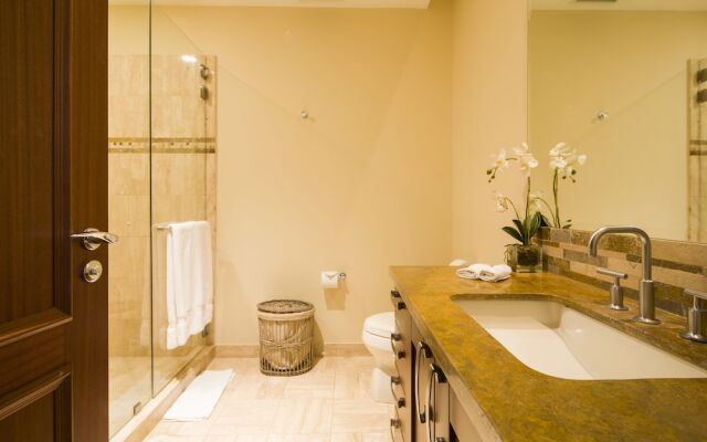 Ocean View Luxury Condo at Reserva Conchal A8