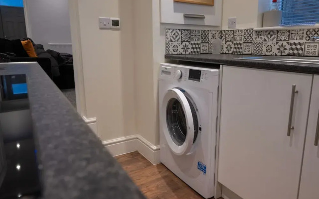 Bespoke 2-bed House in Stoke-on-trent