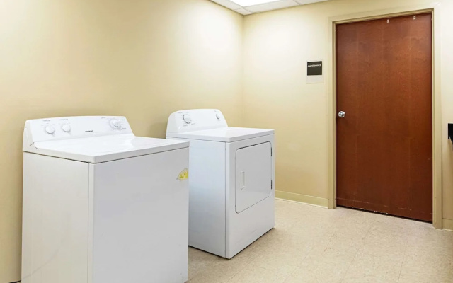Sleep Inn & Suites