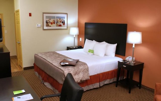 La Quinta Inn & Suites Houston-Normandy
