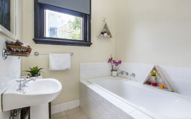 Sydney Harbour Bed and Breakfast