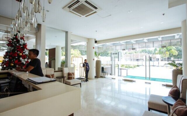 Luxury Condo 904 at The Padgett Place