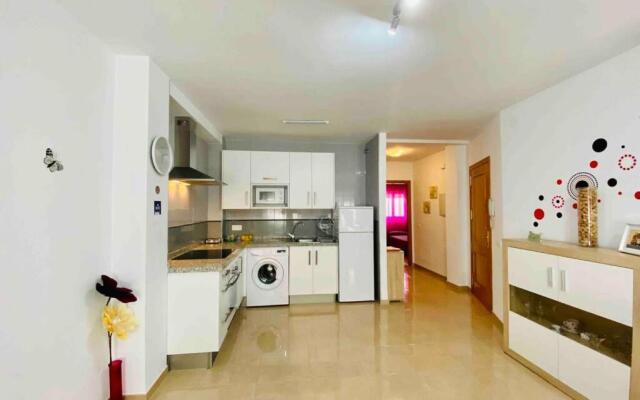 “SMILE NERJA” chic apartment with WIFI, 4 guests