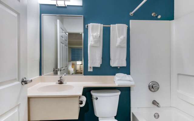 Suburban Studios Lakeland North I-4