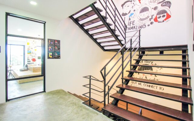 OYO 426 All Day Hostel @ Sukhumvit