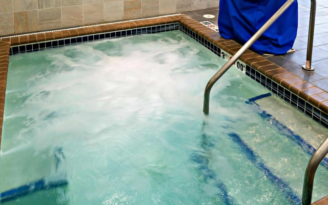 Comfort Inn & Suites West - Medical Center