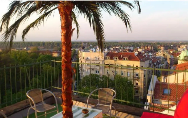 Penthouse in City Centre