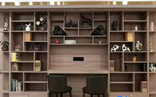 Jinzhou Pinhotel (Wanda Plaza)