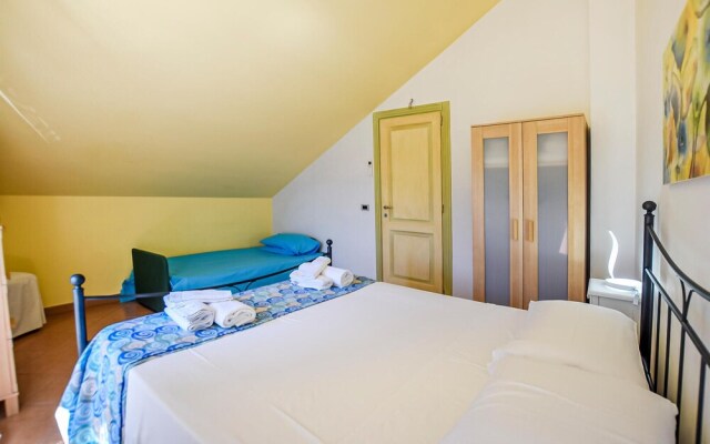 Nice Home in Santa Maria di Castell With 3 Bedrooms and Wifi