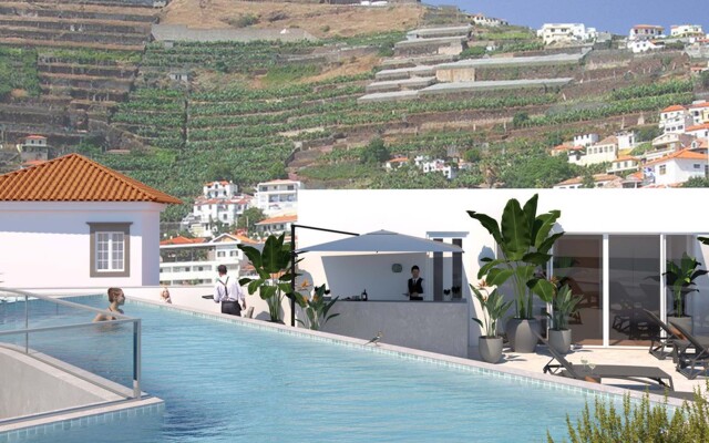 Pestana Fisherman Village