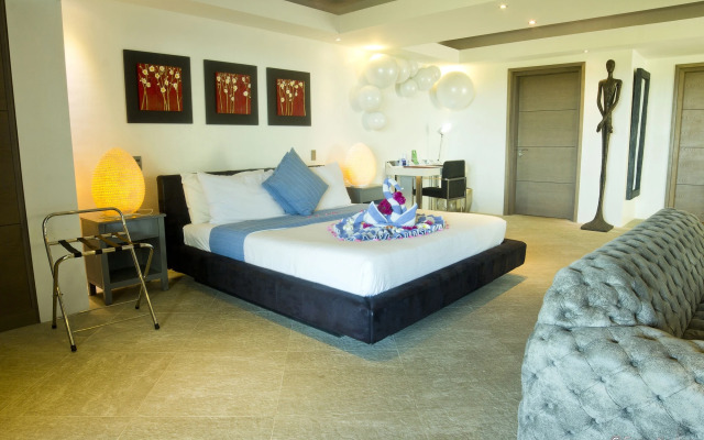 Lingganay Boracay Hotel Resort