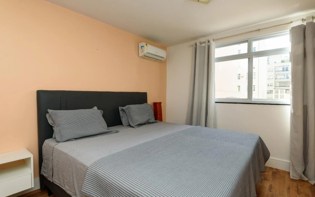 spacious penthouse duplex arpoador