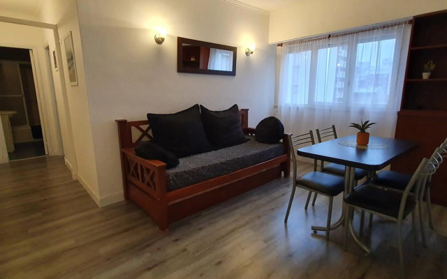 Depto de 2 ambientes zona Guemes