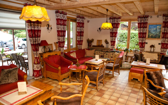 Hôtel Le Gai Soleil