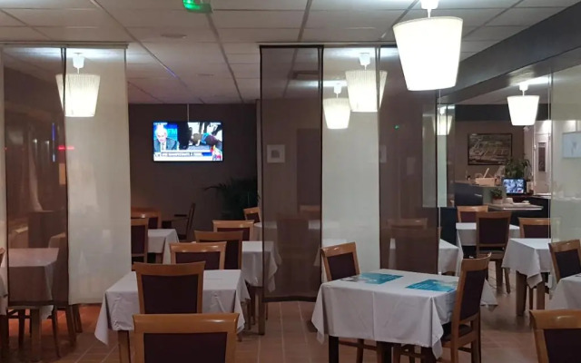 Kyriad Hotel Blois Sud Hotel
