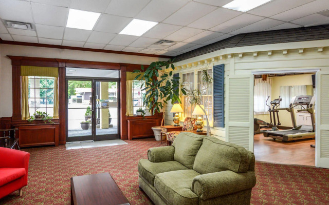 Baymont by Wyndham Front Royal Near Shenandoah National Park