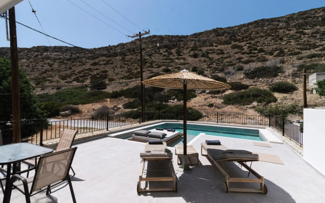 Matala Bay Apartments