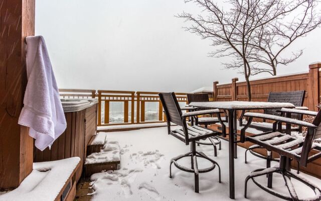 L'Altitude - Tremblant Sunstar