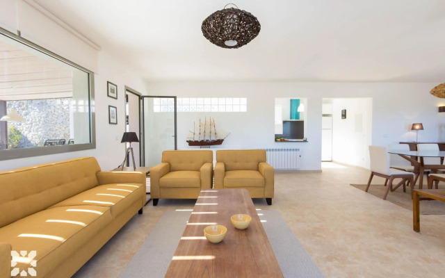 Villa Dalia by Abahana Villas