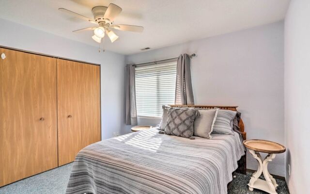 Quaint Couple's Escape: Pool, Near Lake Erie!