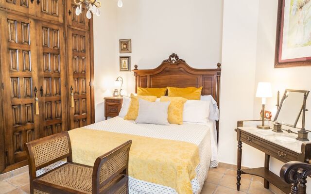 Mafloras Suites El Bosque