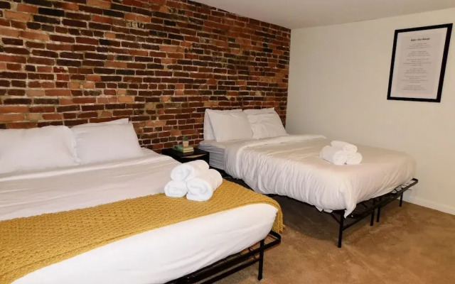 The Lofts at 107