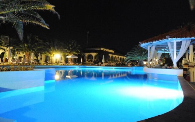 Assa Maris Beach Hotel